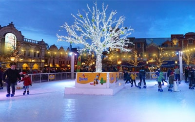 Patinoire à Plopsaland de Panne Patinoire à Plopsaland de Panne