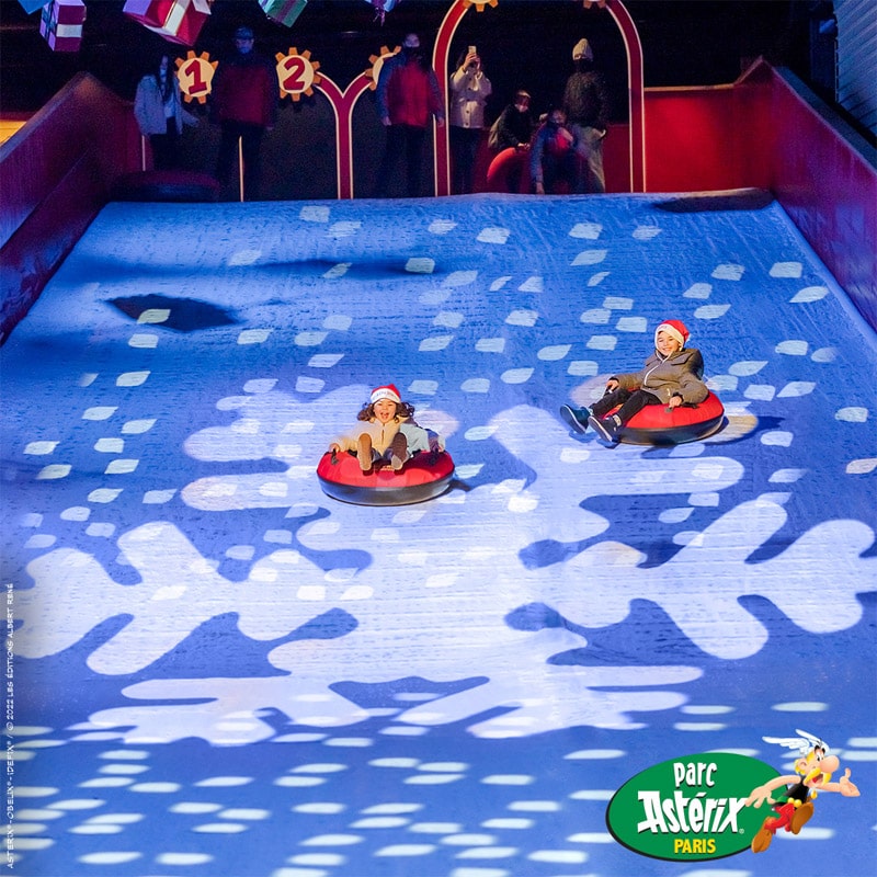 Patinoire & Piste de luge au Parc Astérix Patinoire & Piste de luge au Parc Astérix